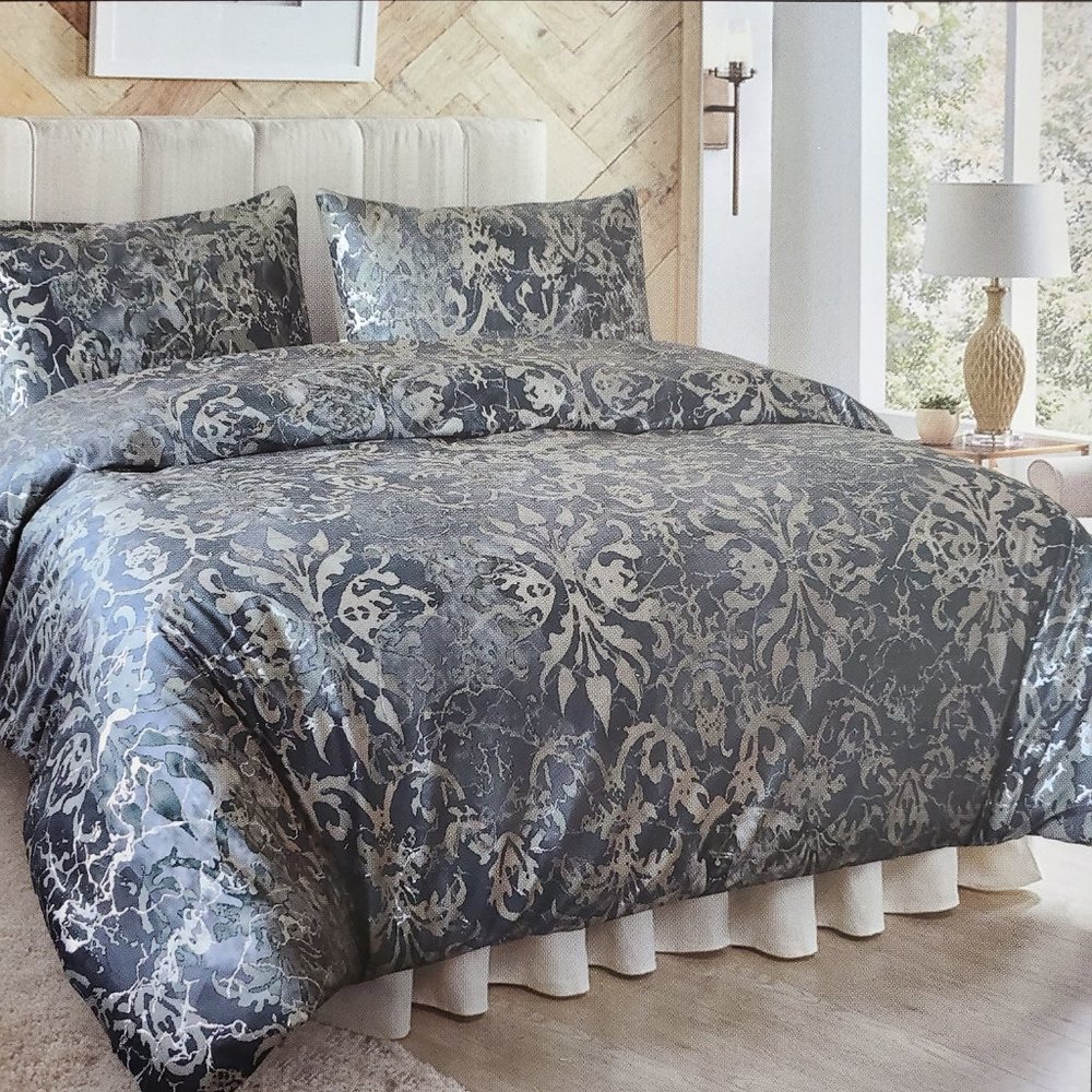 Callisto Home King/ Queen Duvet Cover Set - Picture 14 of 16